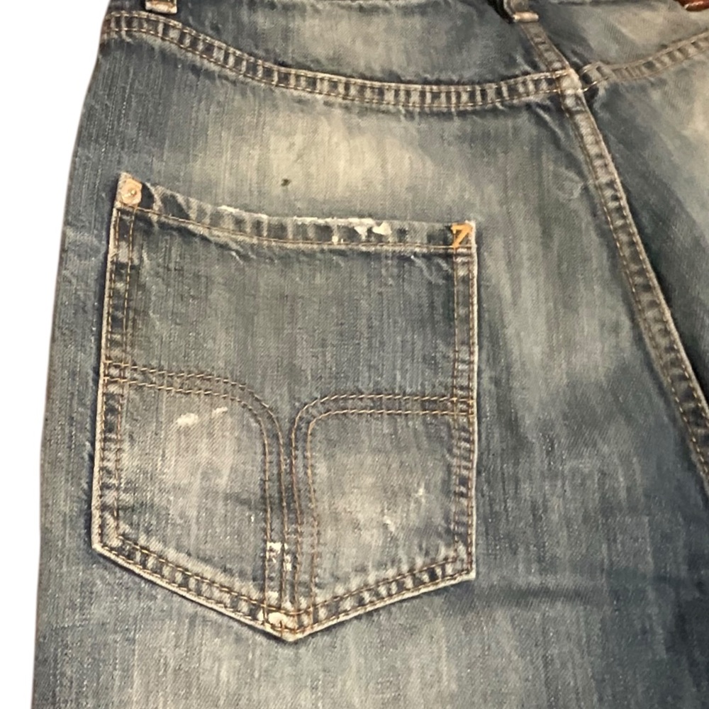 DSQUARED Faded Blue Jean Shorts - Picture 7 of 16